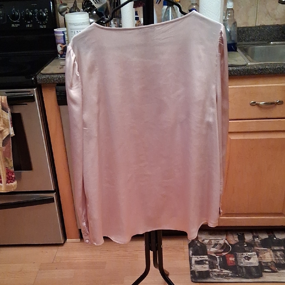 Vince Camuto Blouse - Light Pink - Picture 3 of 5